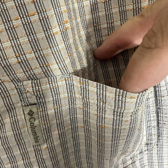 Columbia Shirt Mens Large Tan Plaid Short Sleeve Button Up Pocket Seersucker - Picture 4 of 7
